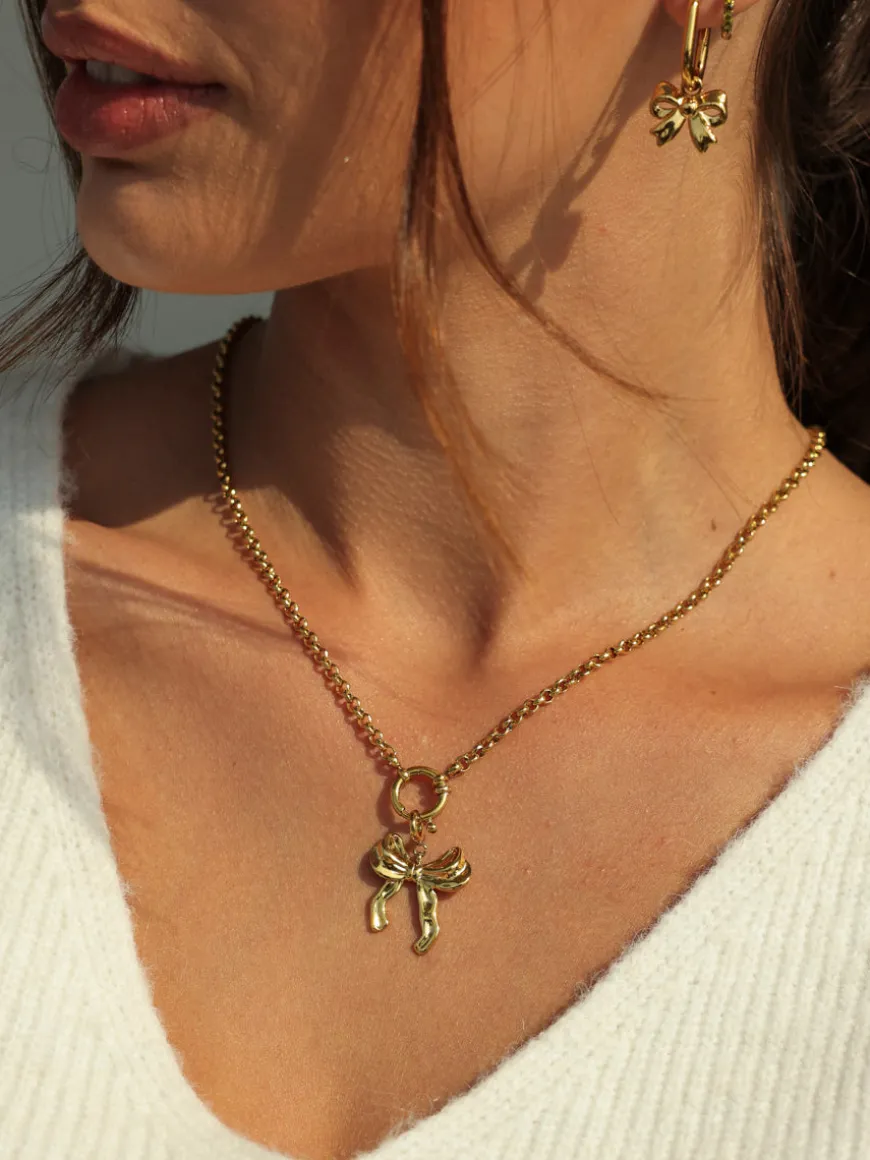 Playful Bow Ketten-Charm
