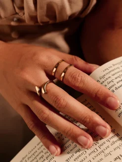 Premium Ring