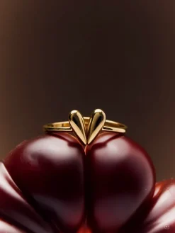 Pure Teardrop Ring
