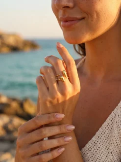 Pure Teardrop Ring