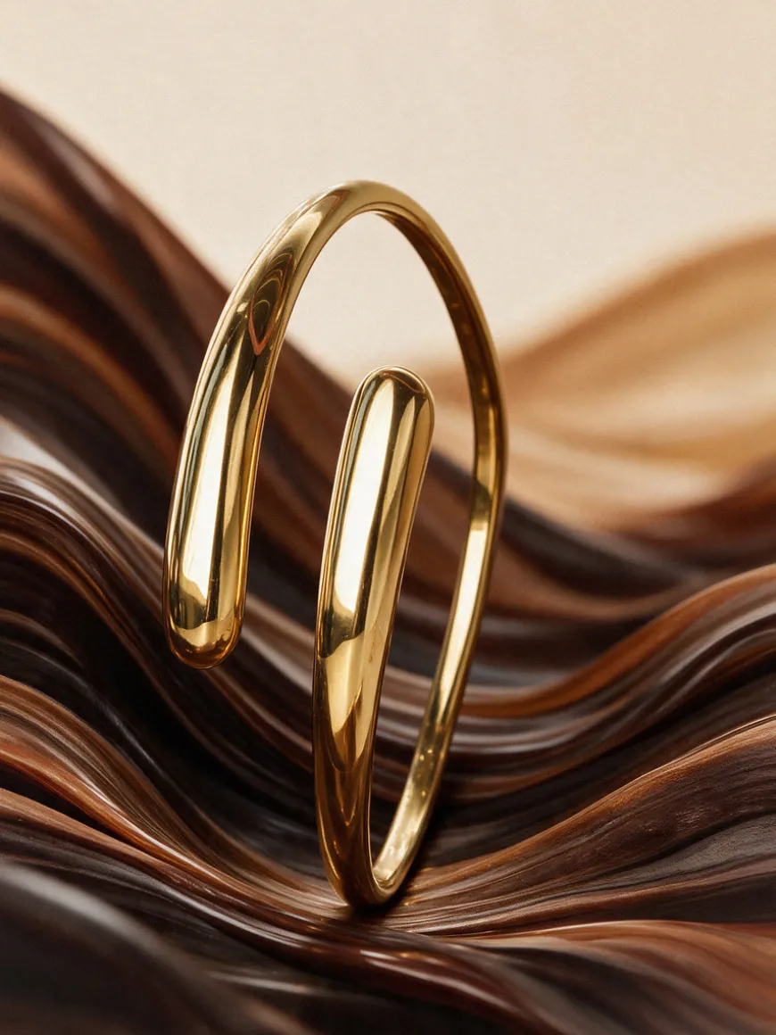 Refined Arc Armcuff