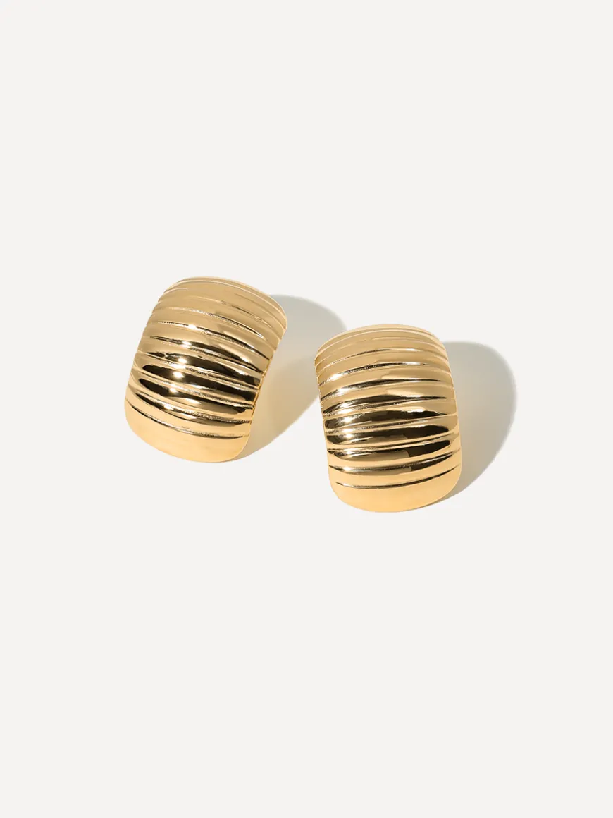 Ribbed Square Ohrringe