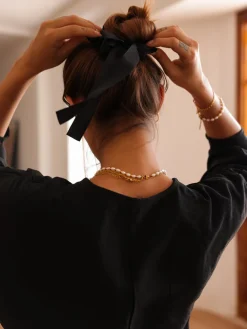 Ribbon Glow Black Scrunchie