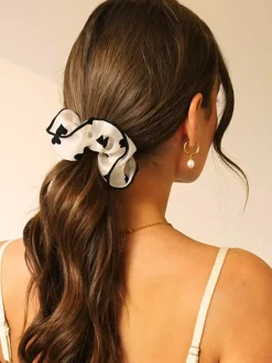 Romantic Heart Scrunchie