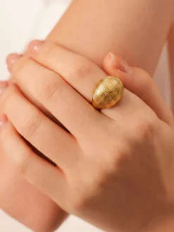 Sculpted Shine Ring