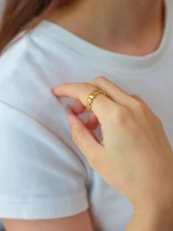 Shell Radiance Ring