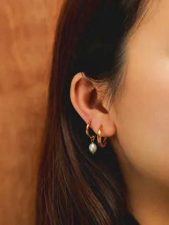 Small Twist Hoop Ohrringe
