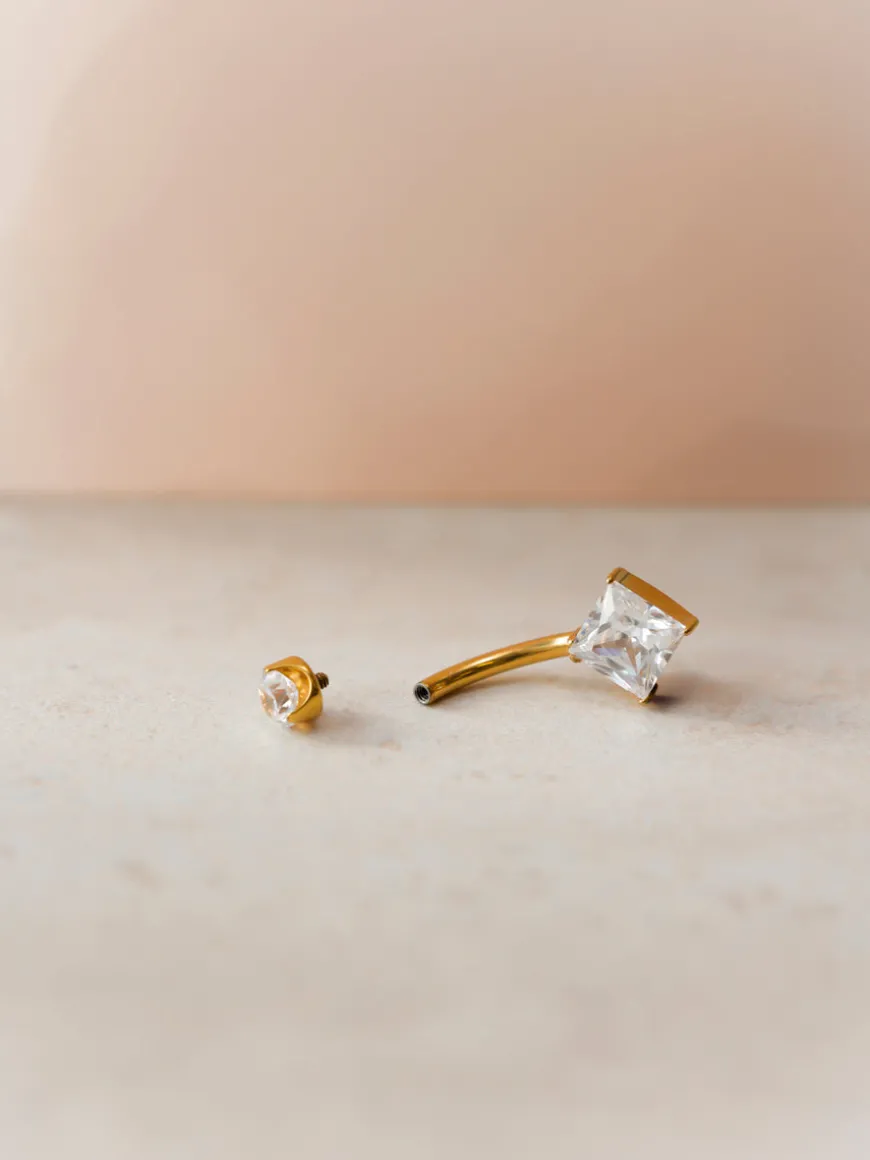 Square Shine Titan Bauchnabelpiercing
