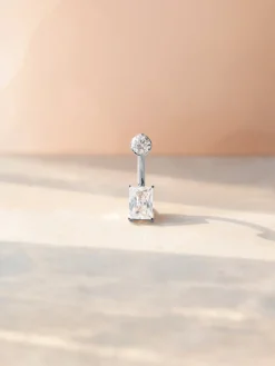Square Starlight Titan Bauchnabelpiercing