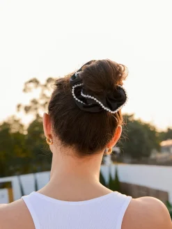 Twinkle Beauty Scrunchie