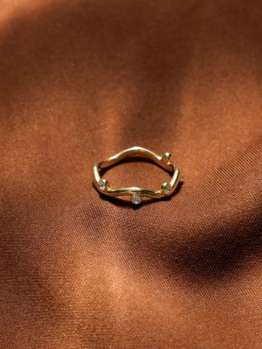 Twinkle Twist Ring