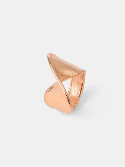 Twisted Beauty Ring