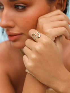 Twisted Elegance Ring