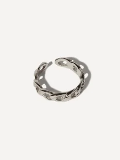 Twisted Knot Ring