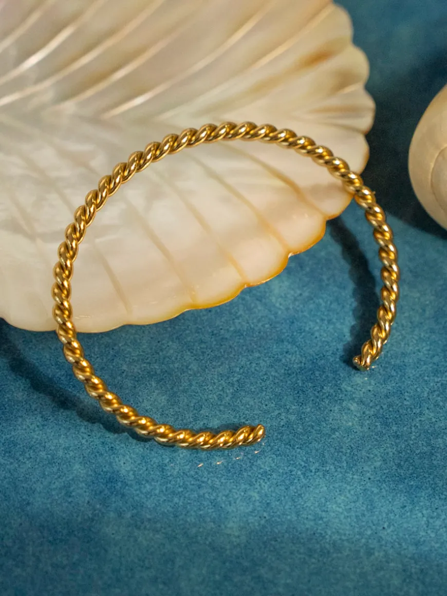 Twist Essence Armcuff
