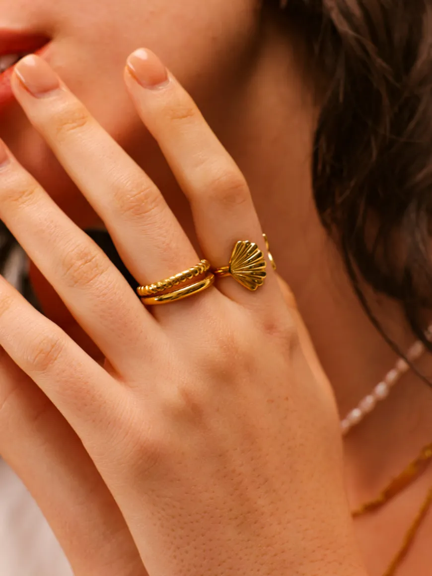 Two Track Ring