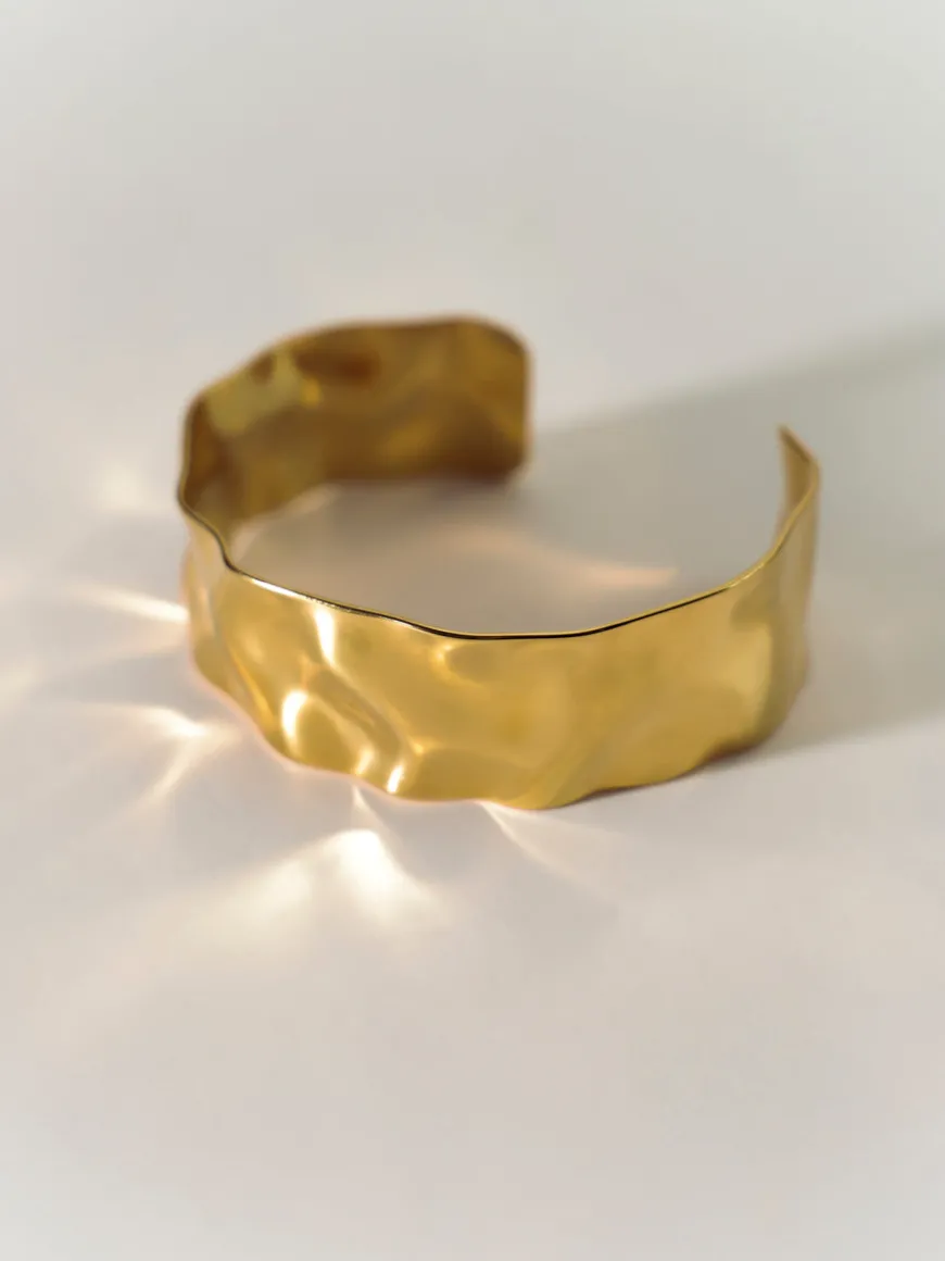 Urban Bold Armcuff