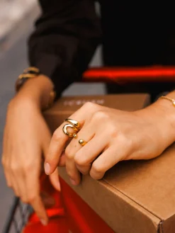 Waltz Circle Ring