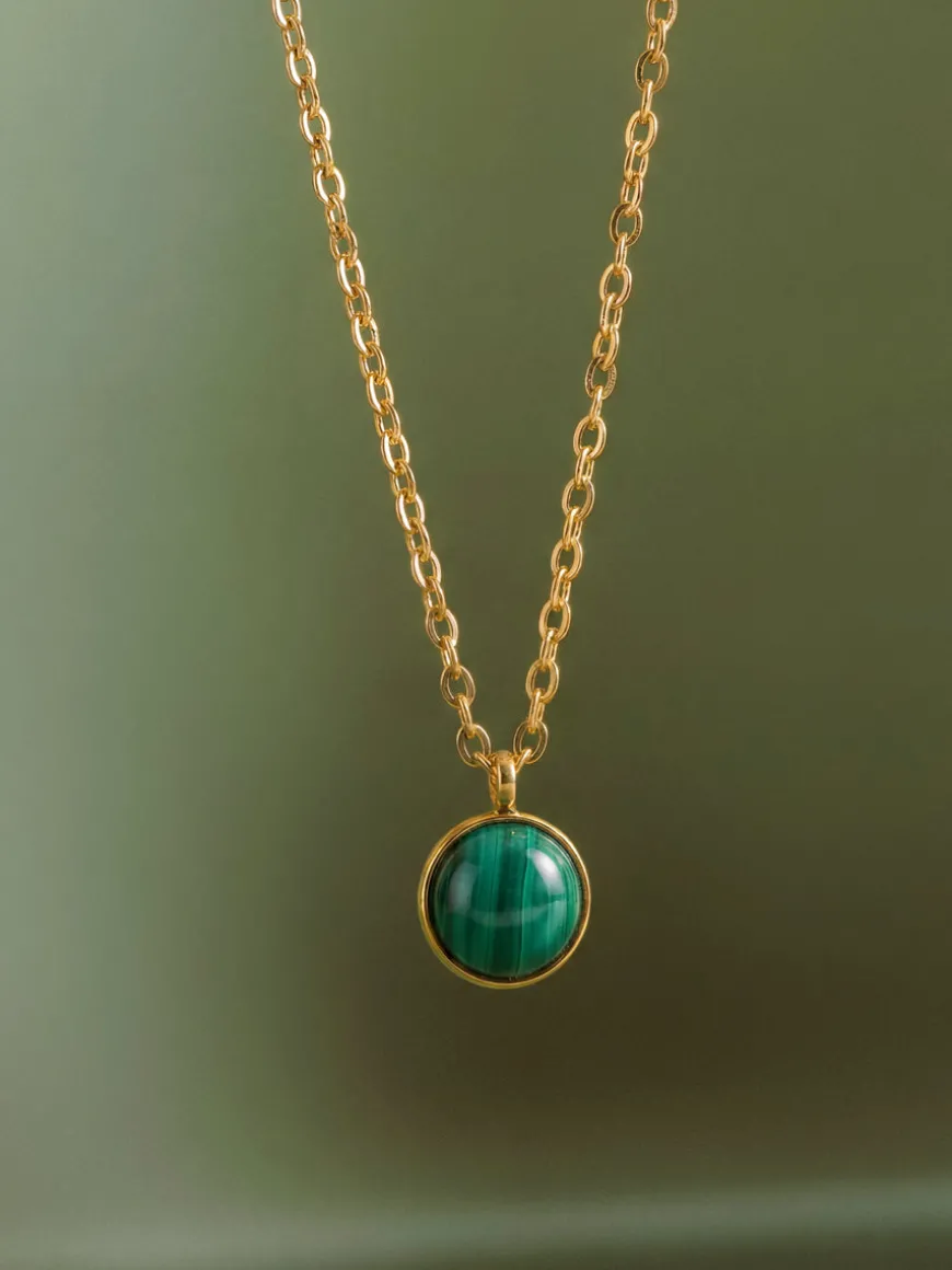 Wandering Wish Dark Green Kette