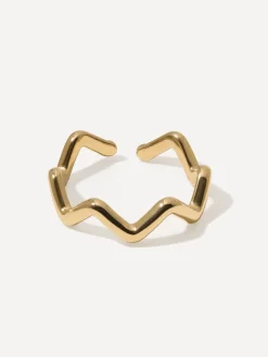 Wave Shaped Ring