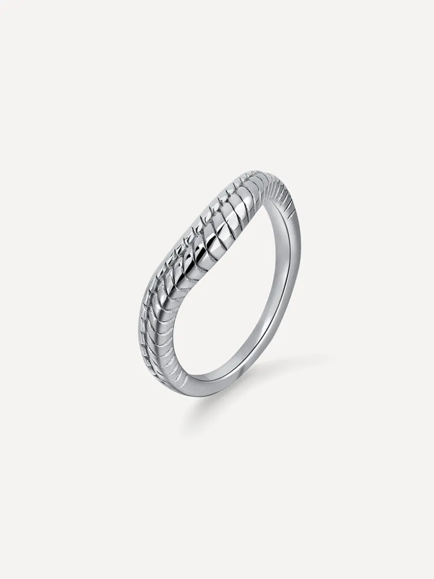 Wavy Scales Ring