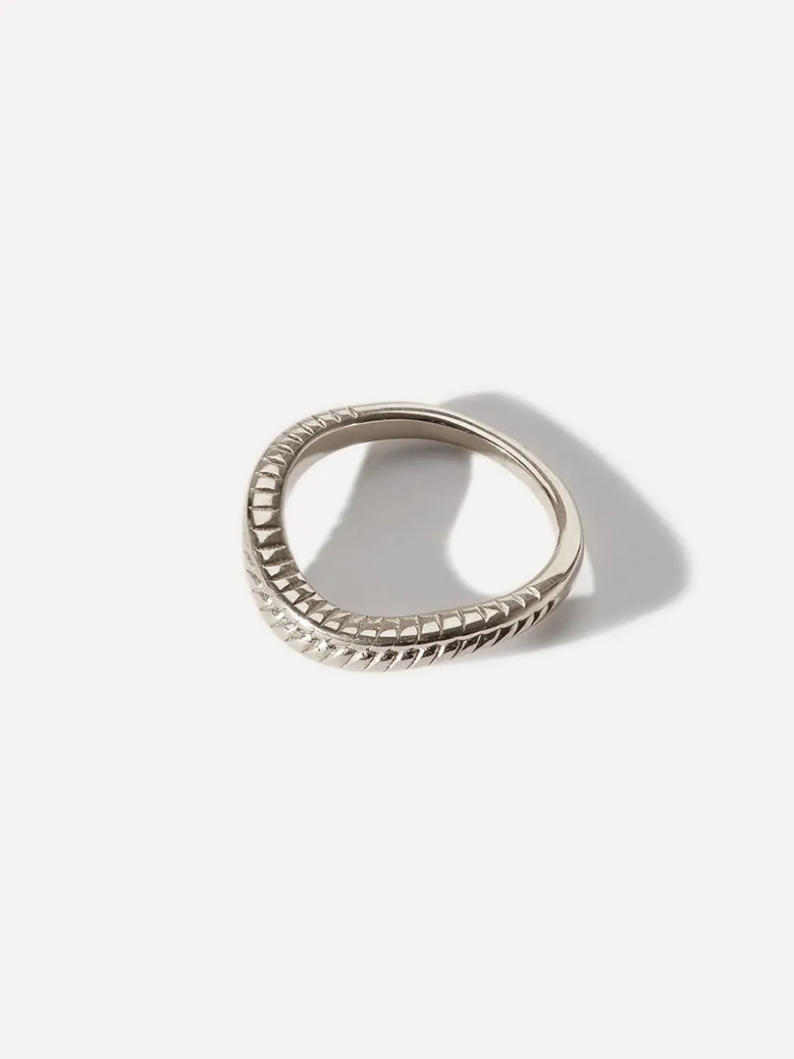 Wavy Scales Ring
