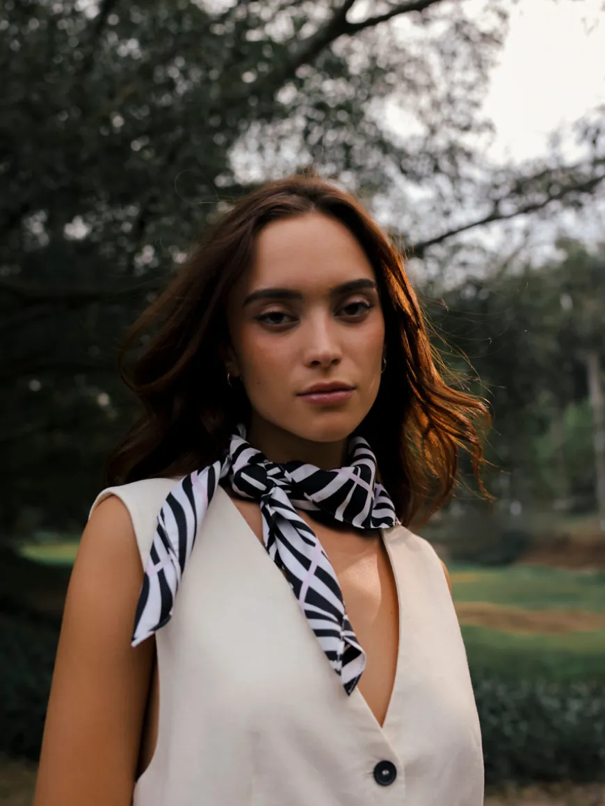 Wild Stripes Zebra-print Tuch