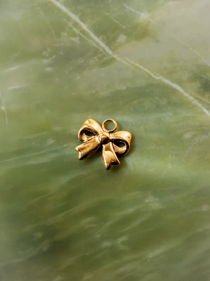 15,5x13,3mm Chic Knot Ohrring-Charm
