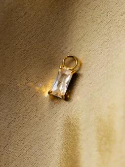 4x8mm Simplicity Shine Medium Ohrring-Charm